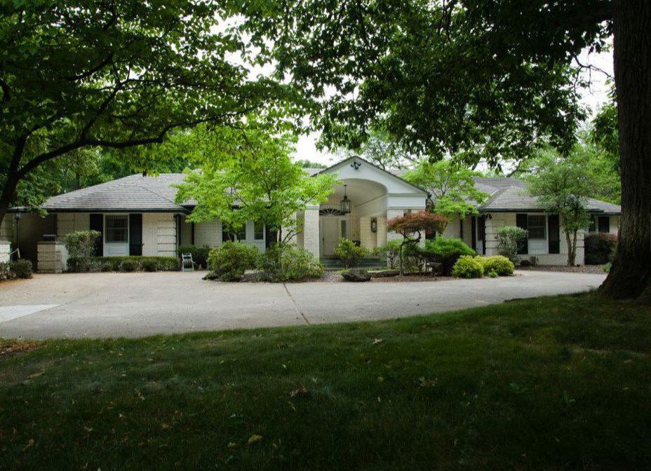 $489,000: 5 Montgomery Pl, Decatur